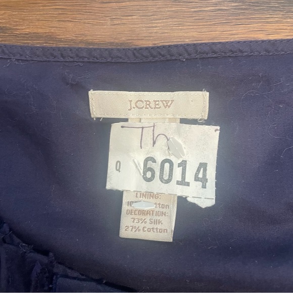 Women’s J.Crew Navy Blue Ruffle Silk and Cotton Tank Top Blouse Size 10 Medium - Picture 3 of 4